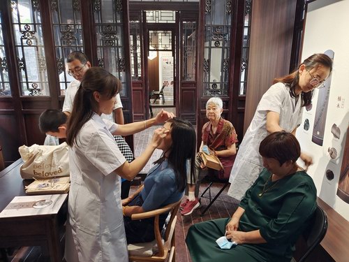 張氏中醫指針療法在保定有術非遺展受廣泛關注